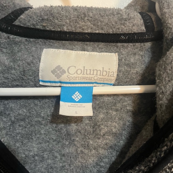 Black and White Zip-Up Jacket - Picture 3 of 4